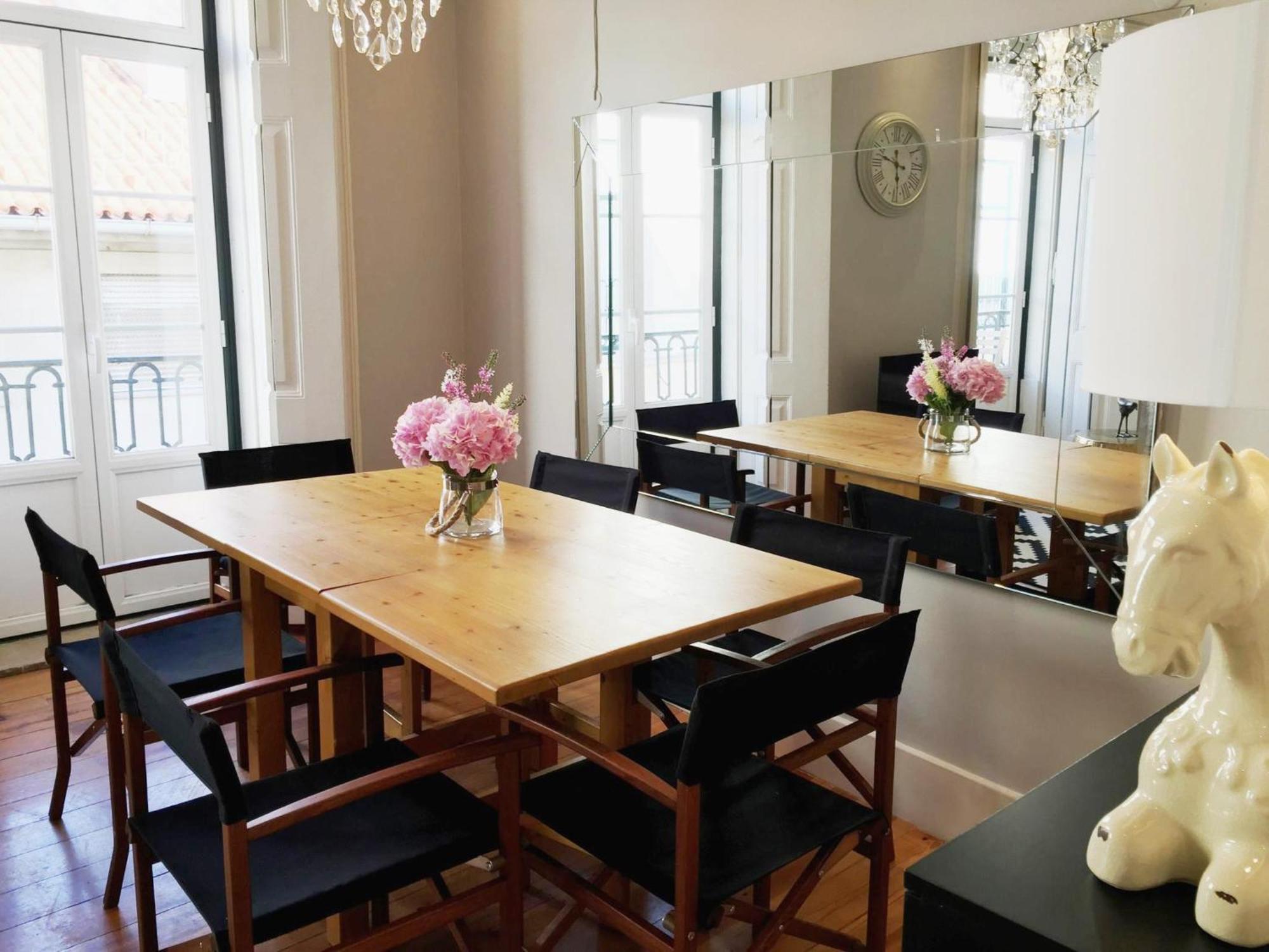 Sm2 Romantic Home By The Gardens Pr Real & Bairro Alto リスボン エクステリア 写真